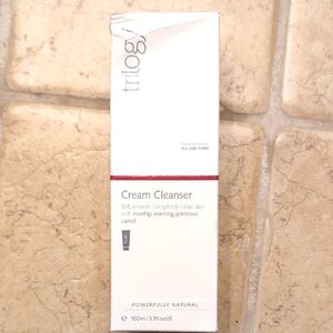 NIB trilogy Powerfully Natural Cream Cleanser